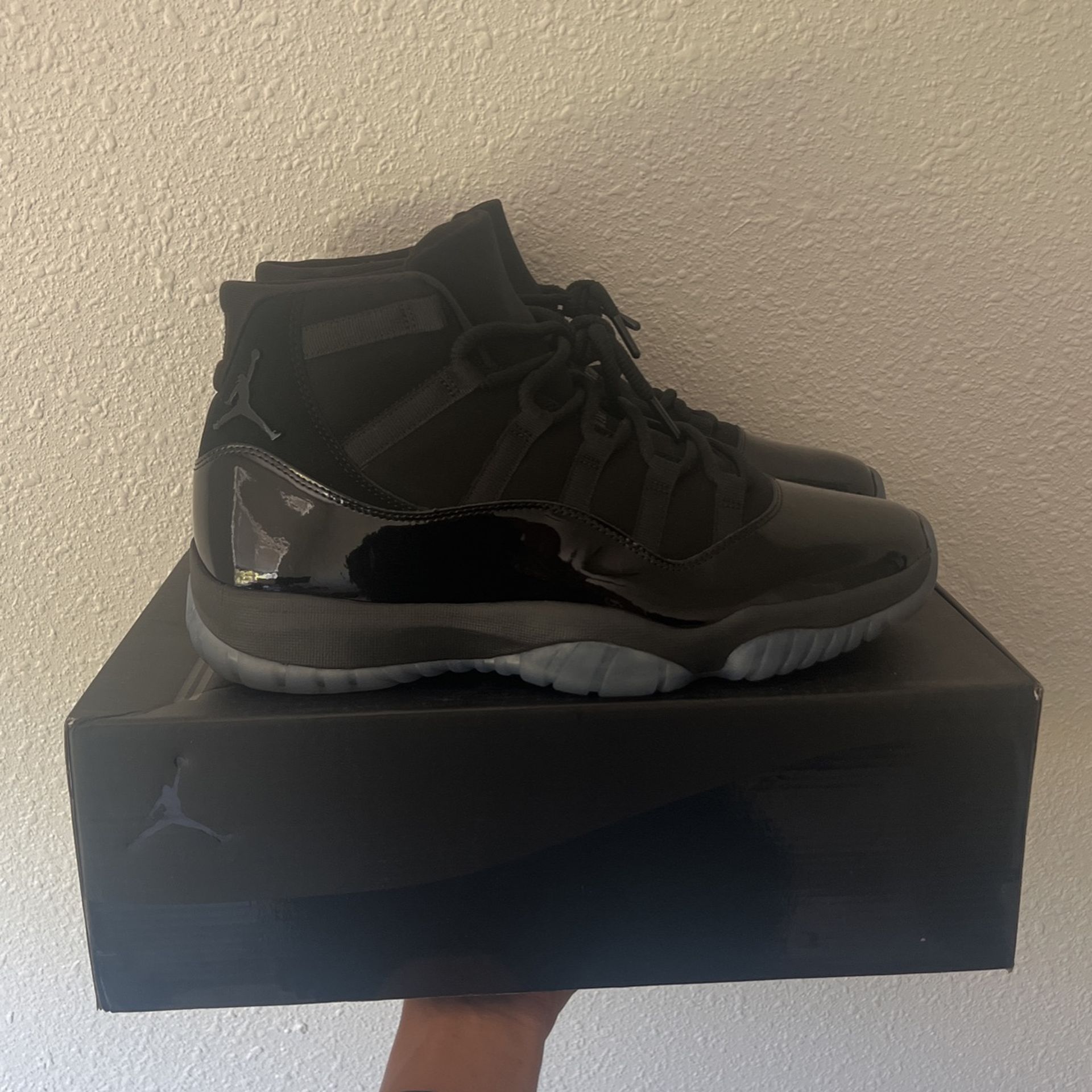 Jordan 11 “Cap N Gowns”