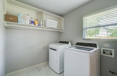 Barely Used Frigidaire Washer And Dryer Top Load