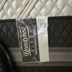 Bed frame & Mattress 