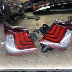 2019-2021 Lexus ES350 Both Tail Lights