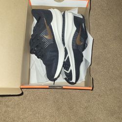 Brand NEW never Worn NIKES downshifter 11