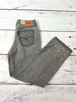 Levi’s Low Pro Straight Denim Happy Accident Women's Sz 30 Jeans Pants NWT Gray