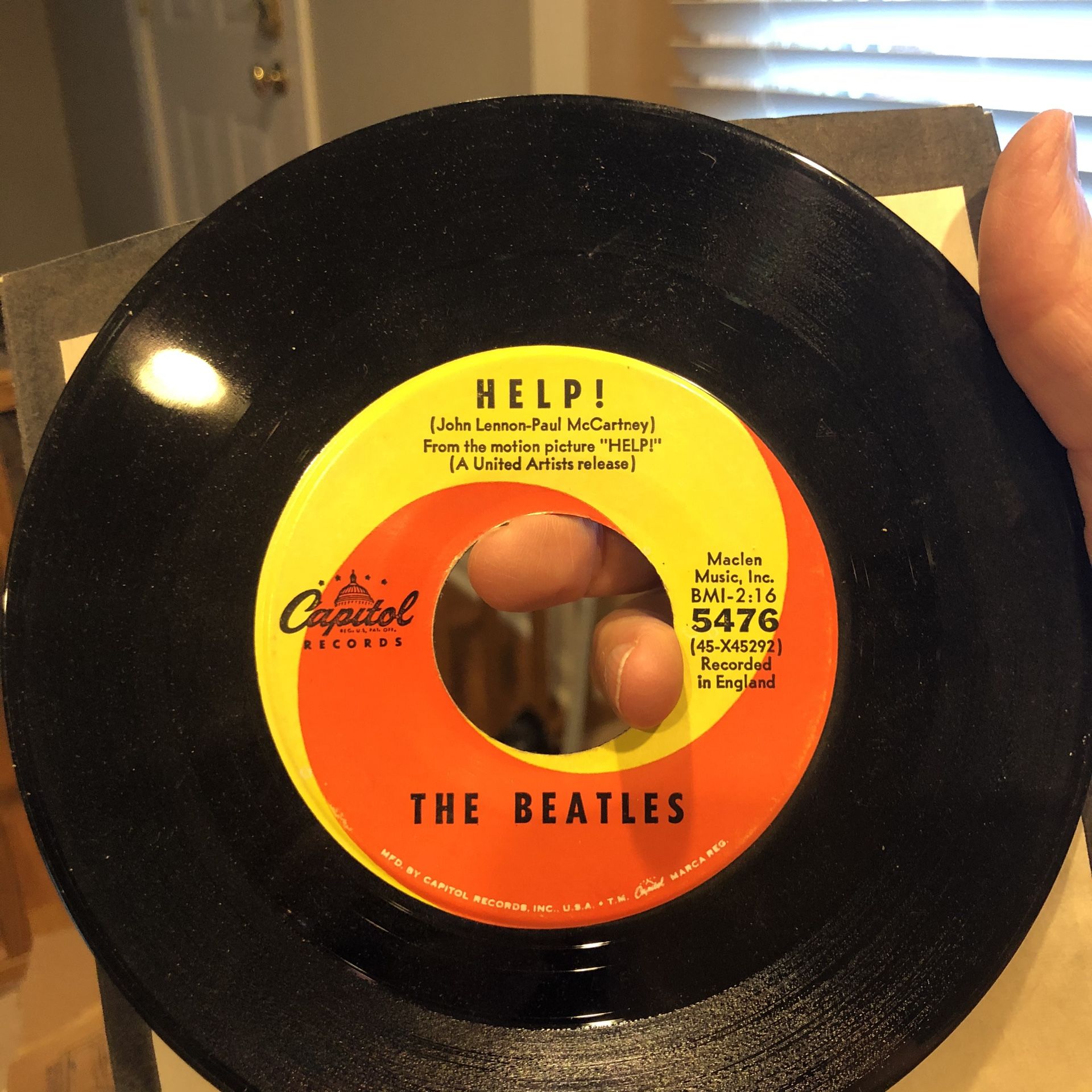 The Beatles - 45rpm record collection (16) popular