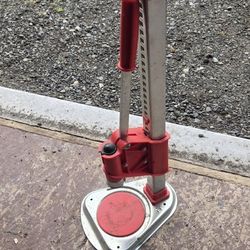 Ferrari Bottle Capper