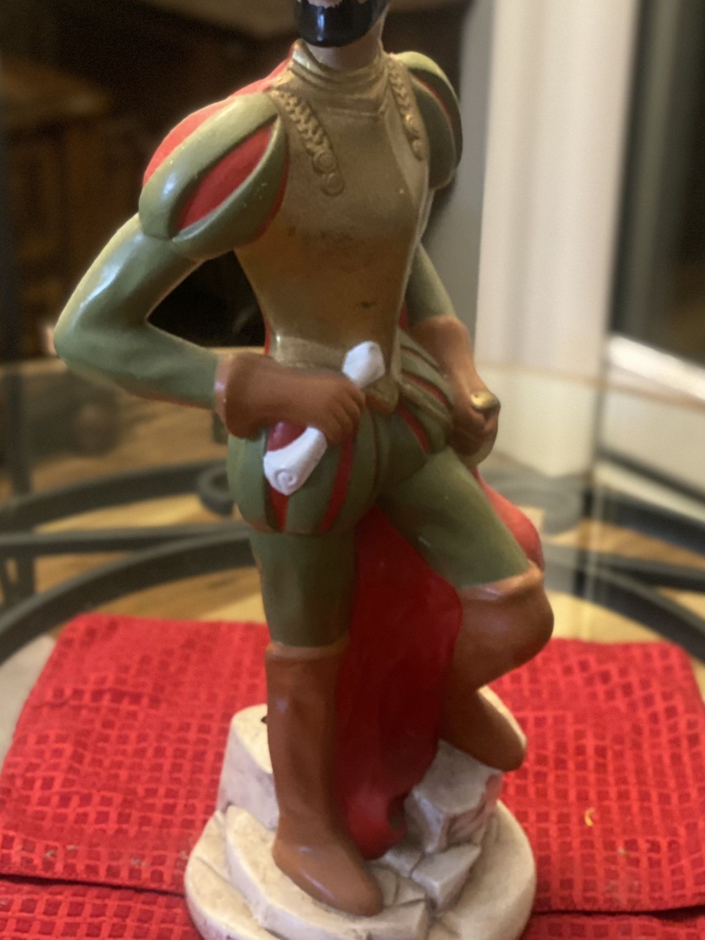 Fres -O- Lone Spanish Statue