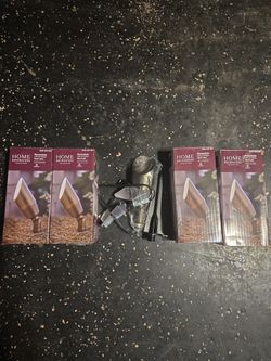 4 LOW VOLTAGE SPOTLIGHTS BRAND NEW