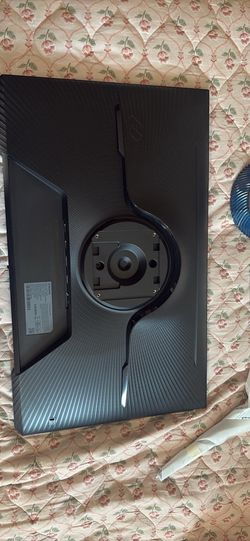 Samsung 27” monitor