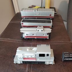 Tyco Transformers Electric train full set Ho Gauge