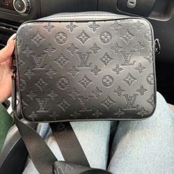LV Duo Messenger Bag 