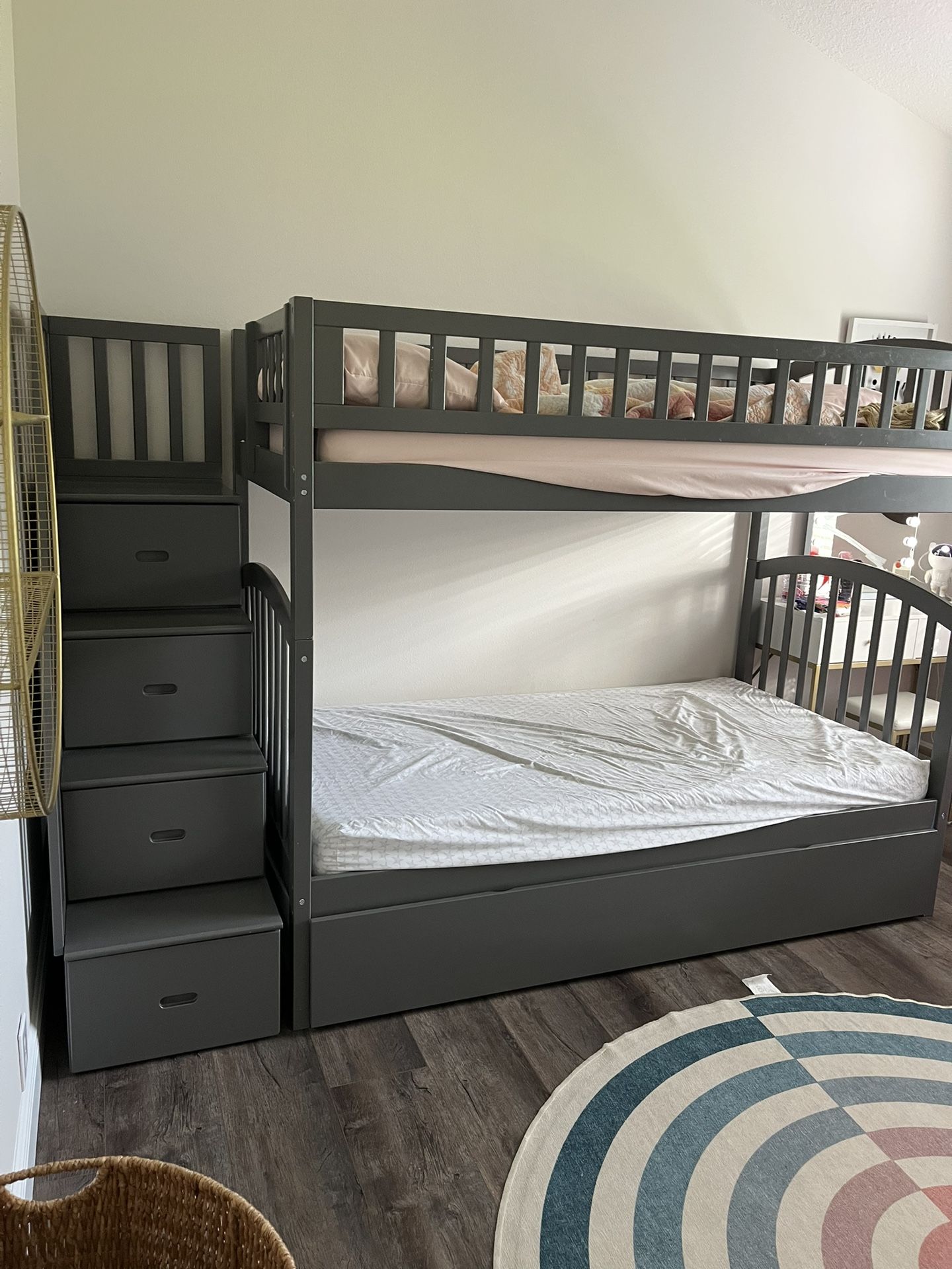 Twin Over Twin Bunk Bed With Trundle