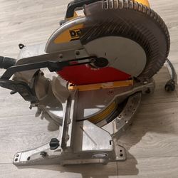 Dewalt compound miter saw