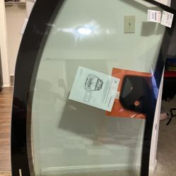 Factory 2021-2024 Jeep Grand Cherokee Windshield + Installation - $600