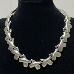 Vintage Anne Klein Modernist Chunky X Cross Silver Tone Toggle Choker Necklace 