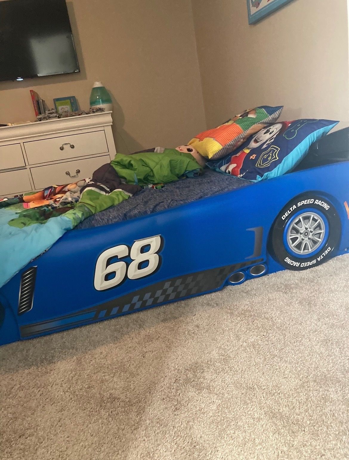 Race car bed ๐๏ธ