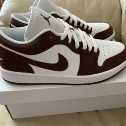 Jordan 1 Team Red Size 12 Women’s 10.5 Men’s 