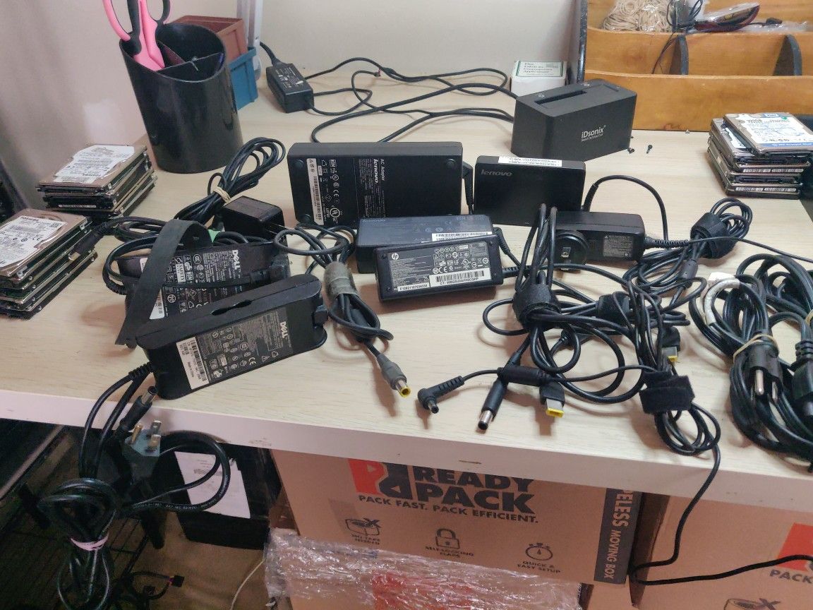 Laptop Chargers Dell Lenovo Hp Acer 
