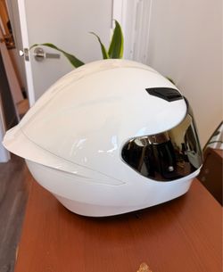 White Full-Face Motorcycle Helmet AGV K1 with Gold Visor