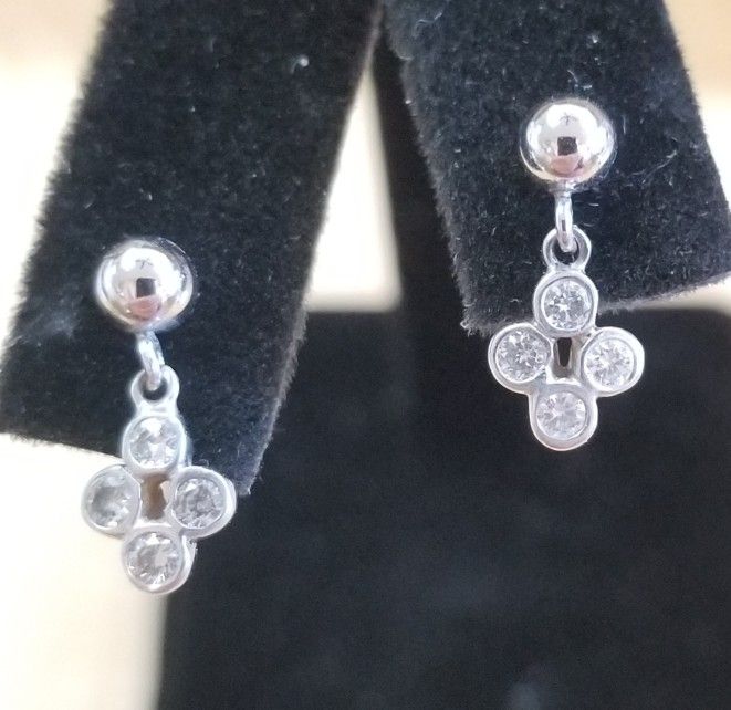 Diamond Earrings 14kt
