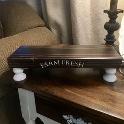 Mesita de madera . Rustic table