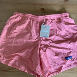 Patagonia Womens Size S Coral