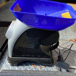 Ready Set Fetch Ball Pitch Machine 