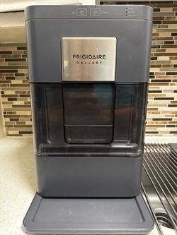 Ice maker