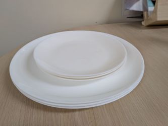 White Glass Plate Set