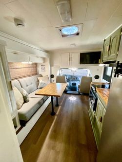 RENOVATED 2003 Forest River Lexington Motorhome Class B+ 🚐 Ford V10 Super Duty Engine | Onan 4k Watt Generator w/ 58 hours | Only 24k Miles | 28ft | 