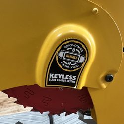 Dewalt 15 Amp Corded 14 in. Cut-Off Saw 