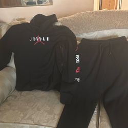 Jordan Jogger Sweatsuit  Boys Age 13-14