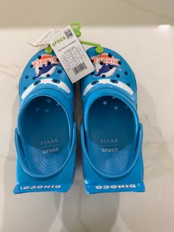 CROCS Disney Pixar Cars Lightning McQueen Dinoco M5/W7