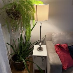 Lamps And End Tables 