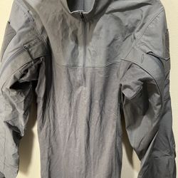 Arc’teryx LEAF Assault Shirt AR Men’s Gen 2 – Medium – Wolf Grey