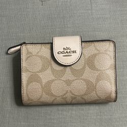 Coach Signature Wallet TRADE