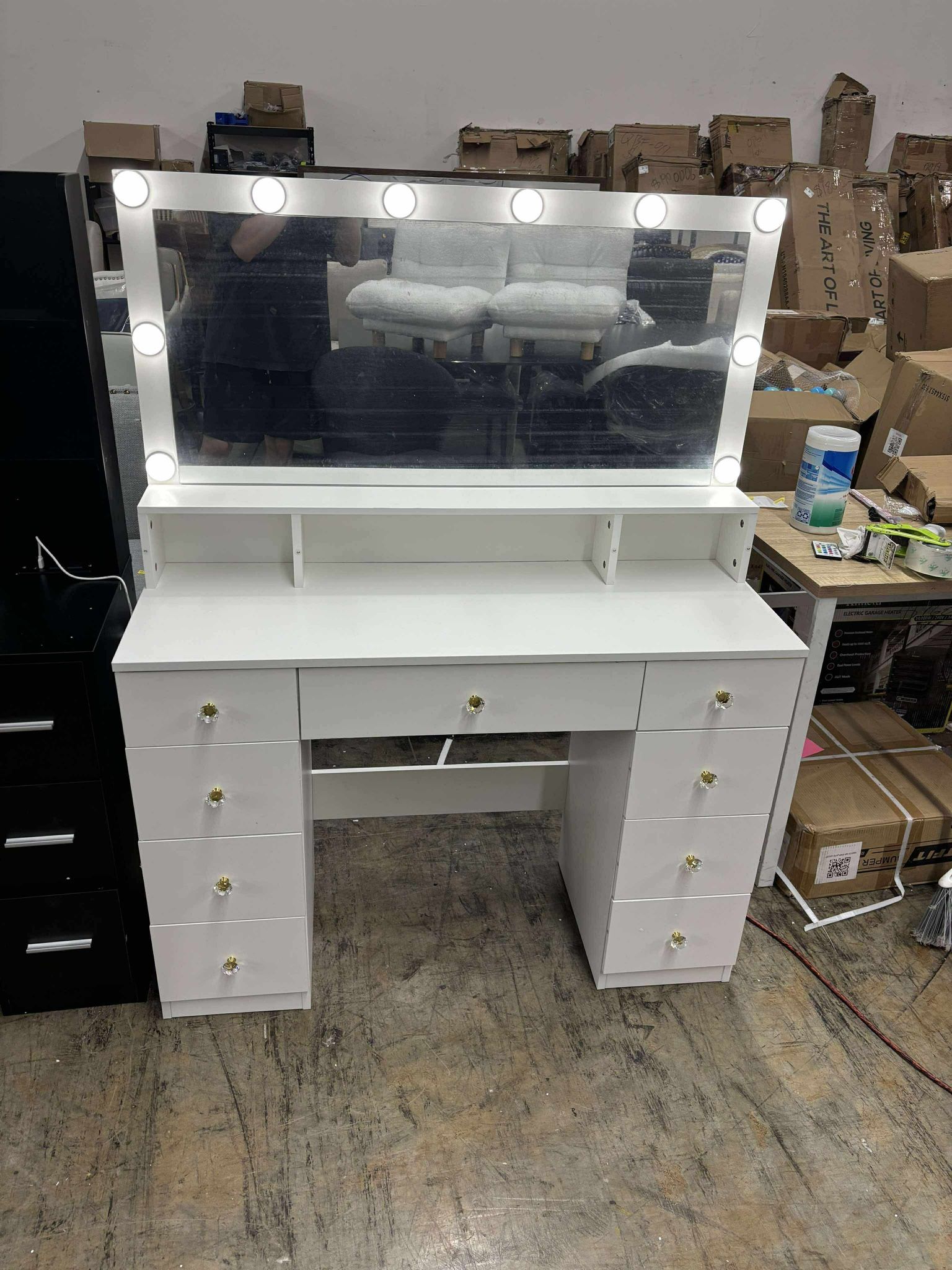 Vanity Desk with Large Lighted Mirror 10 Led Lights,43.3"Large Makeup Vanity with 9 Drawers,Power Outlet,(small damage)