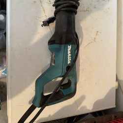 12 Amp Corded Reciprocating Saw JR3051t