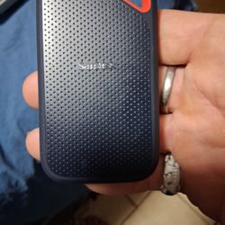 2tb SanDisk Extreme Portable Ssd
