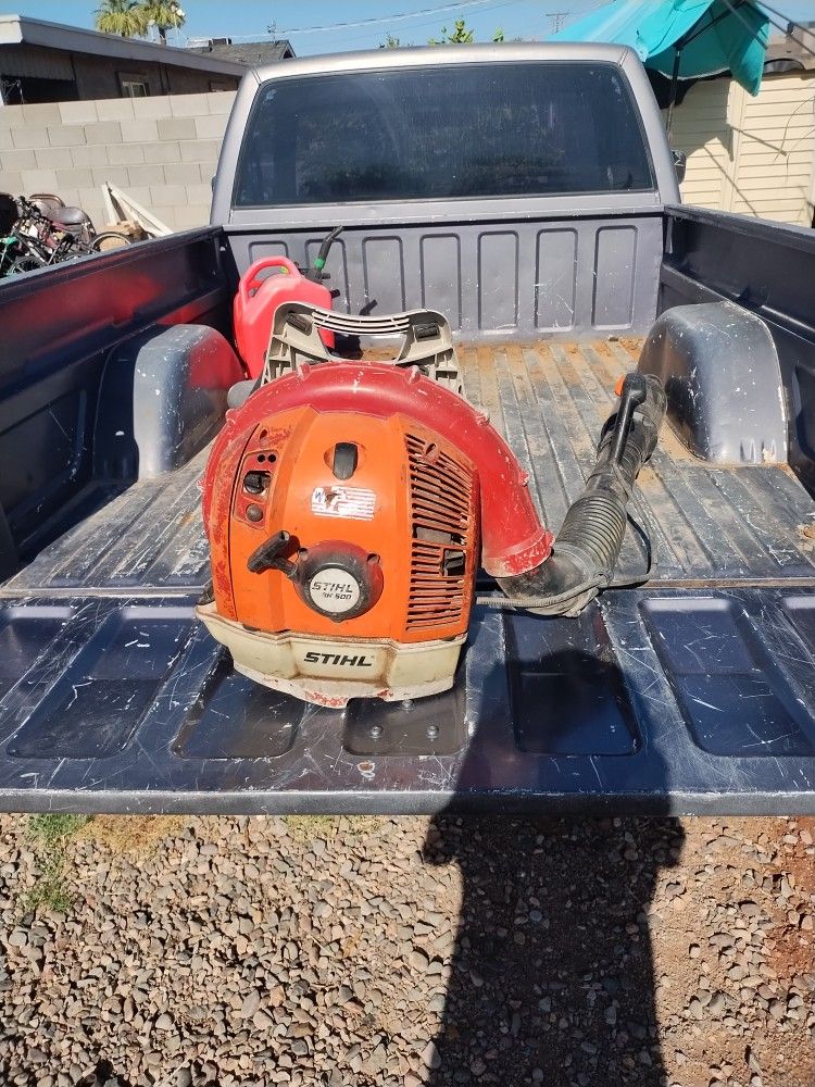 Leaf Blower
