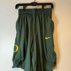 Nike Dri-Fit Oregon Ducks Shorts Men’s Size Small Rare Green Basketball