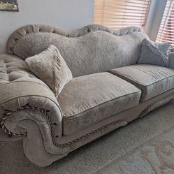 2 - Vintage/Antique Looking Couches