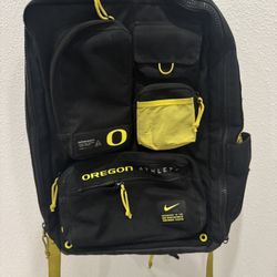 NIKE OREGON DUCKS ELITE UTILITY BACKPACK 