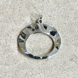 👑 Beautiful silver plated pendants - 2 styles available