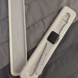 Apple Watch Series 3 42mm Cellular 