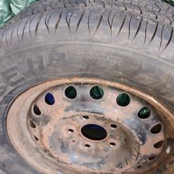 235/60/16 Tire 