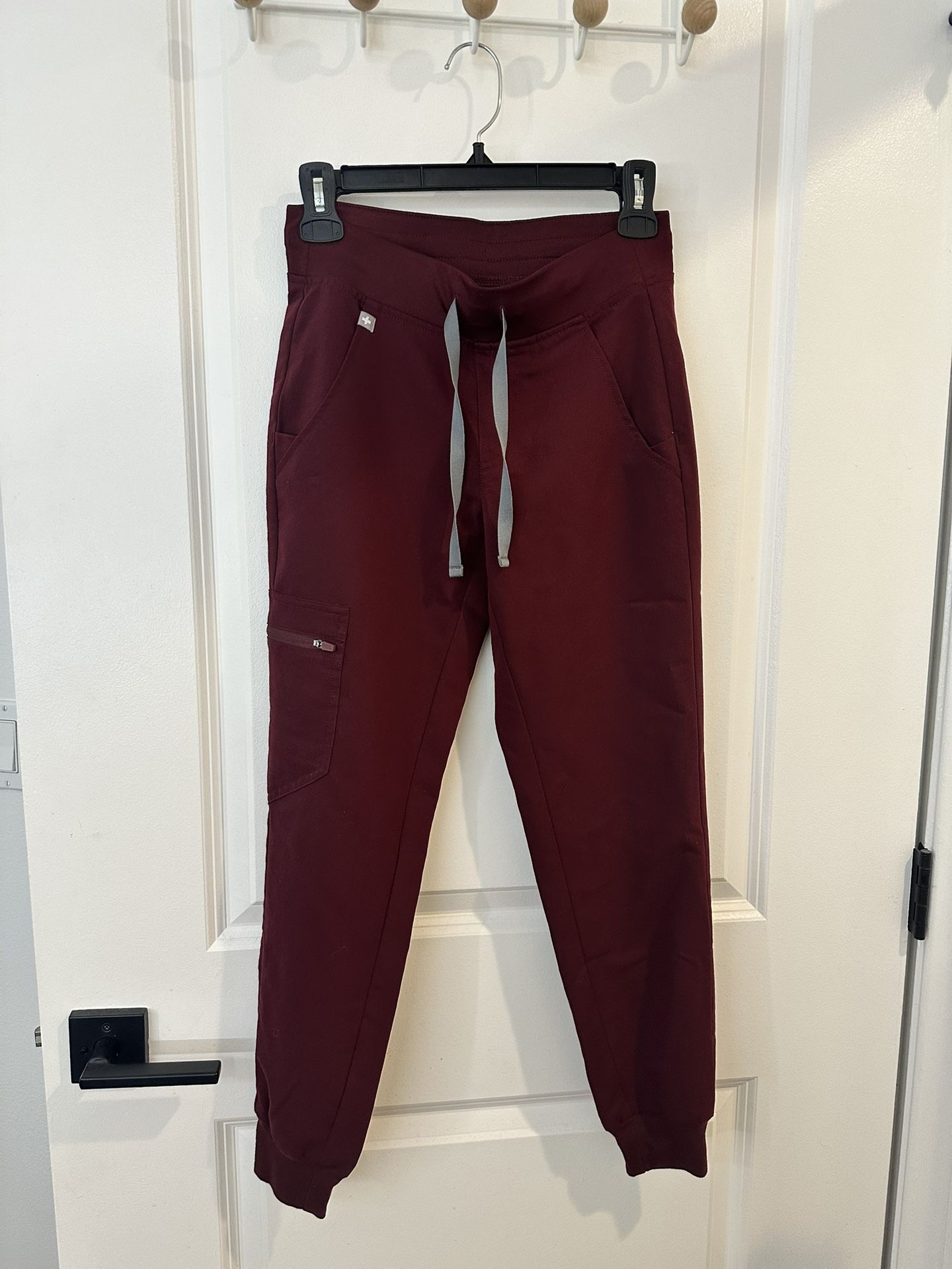 Figs Zamora Jogger Scrub Pants for Women — Slim Fit 6 Pockets Yoga Waistband Ribbed Ankle Cuffs Anti Wrinkle