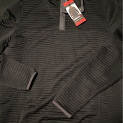 New With Tags Men’s Size Medium Pullover Back