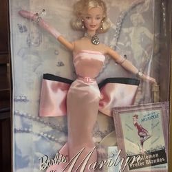 Collector Barbie  - Barbie As Marilyn Monroe - Gentlemen Prefer Blondes - PINK (1997)  - “Hollywood Legends Collection”.