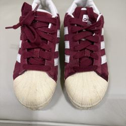 Adidas Superstar Size 7 Woman