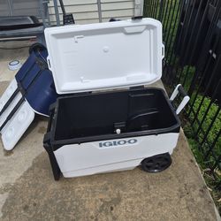 Igloo cooler