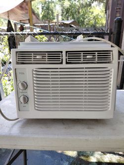 TCL window unit 5000BTUs